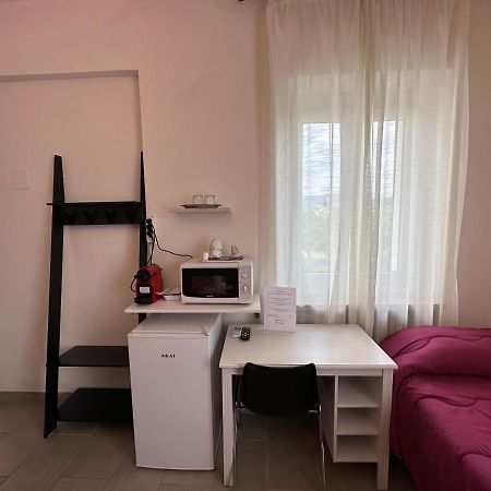 B&B La Magnolia คาปริโน เวโรเนเซ ภายนอก รูปภาพ